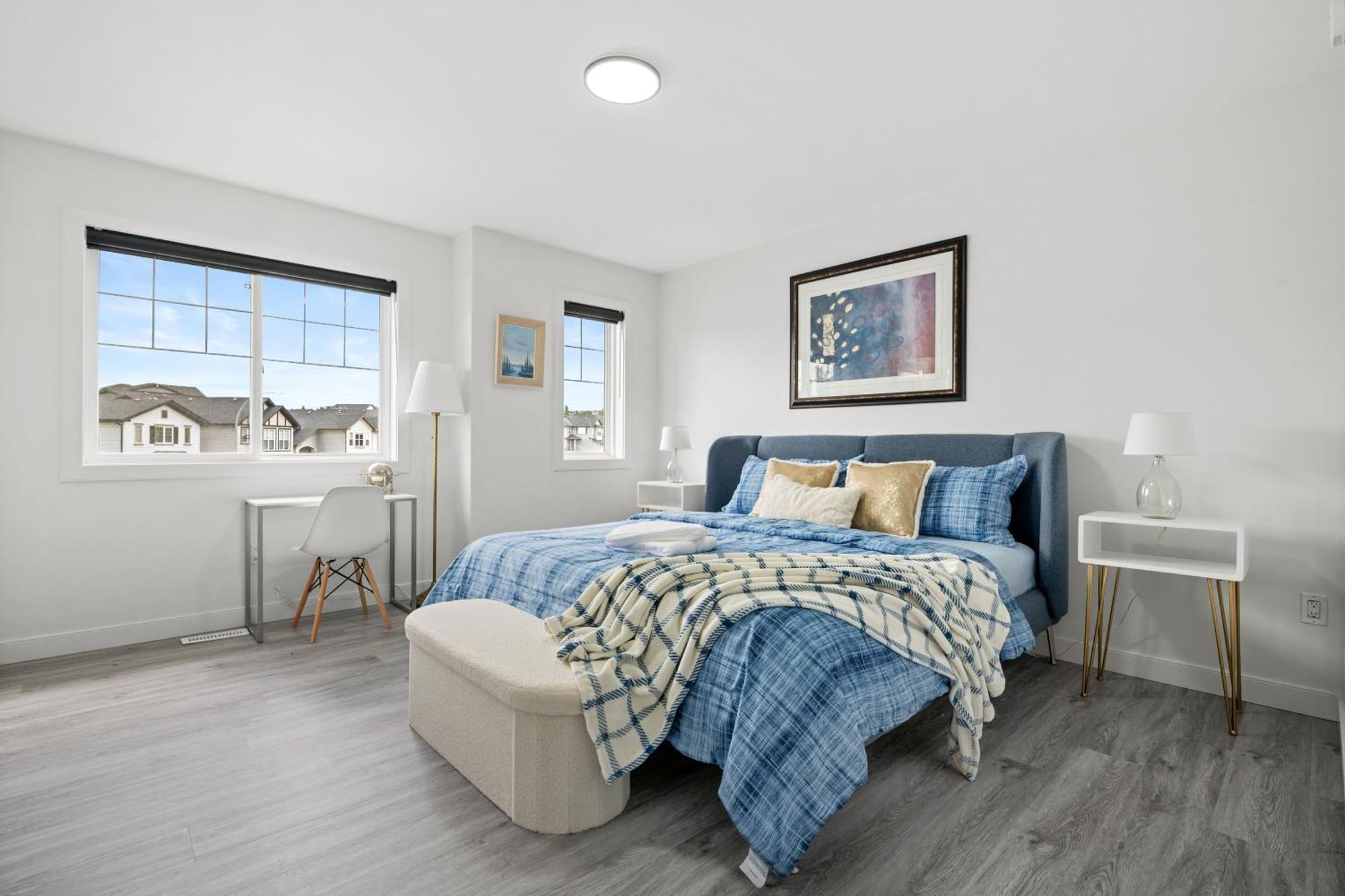 Luxury Lakeview Home - 2500Sqft Of Private Space With 5 Beds, 4 Bath, 2 Living Rooms, Kitchen, Ac, Jacuzzi, 18-Min To Airport, 20-Min To Downtown, 80-Min To Banff YYC Dış mekan fotoğraf