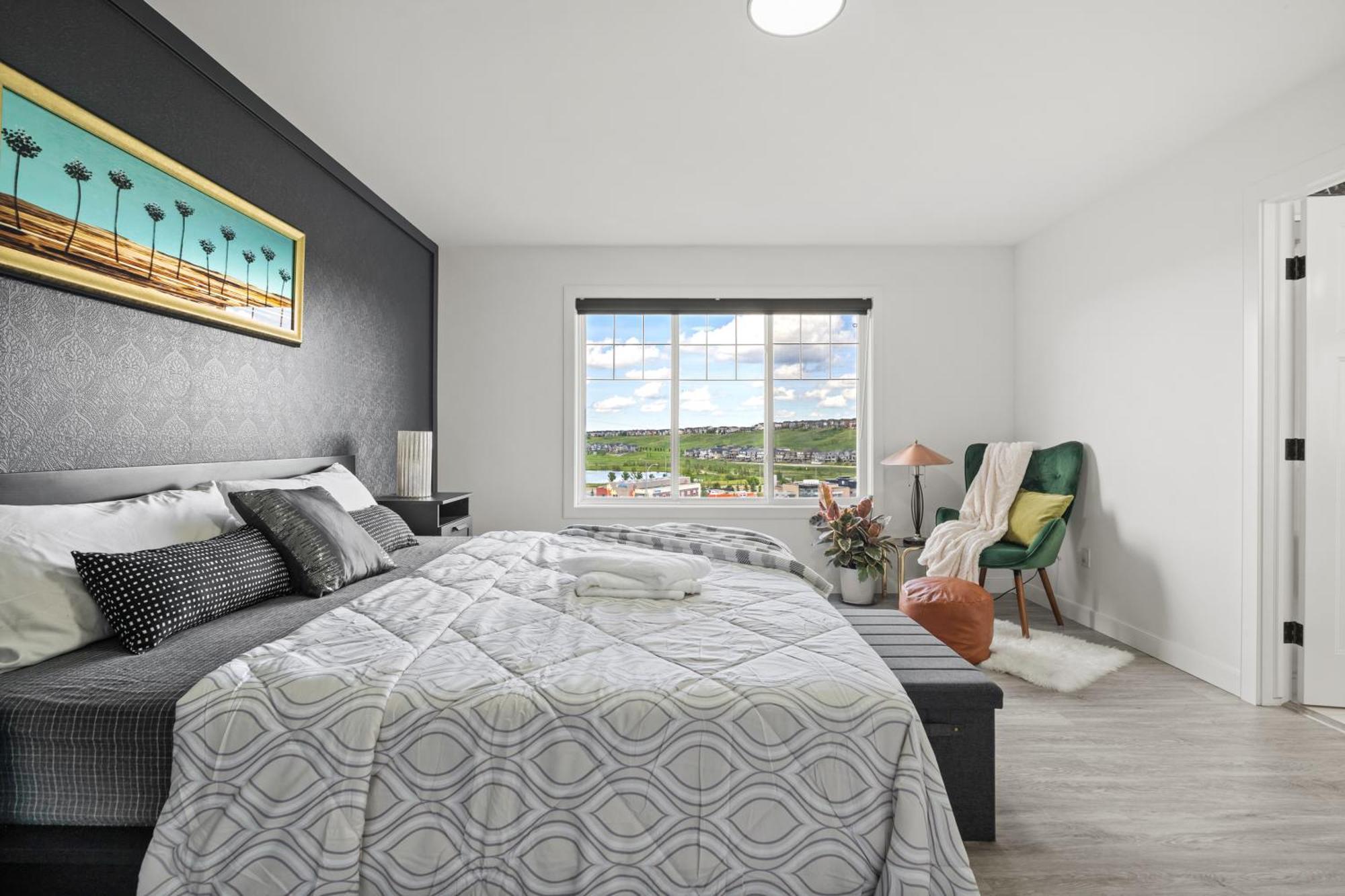 Luxury Lakeview Home - 2500Sqft Of Private Space With 5 Beds, 4 Bath, 2 Living Rooms, Kitchen, Ac, Jacuzzi, 18-Min To Airport, 20-Min To Downtown, 80-Min To Banff YYC Dış mekan fotoğraf